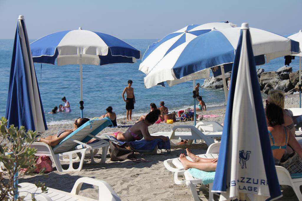 Oasi Azzurra Aparthotel Messina Kültér fotó